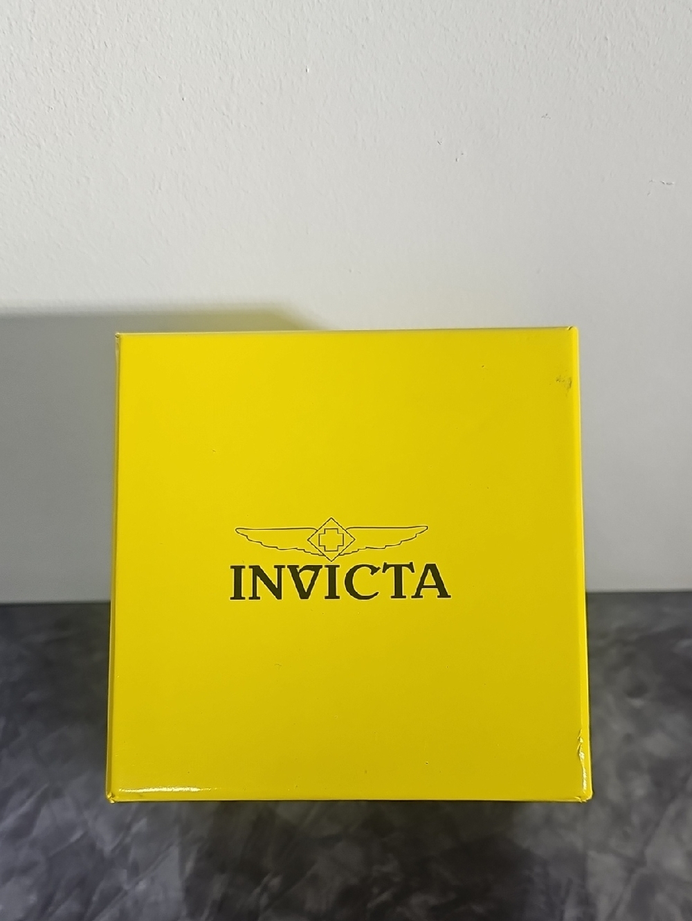 Invicta Empty Bright Yellow Watch Box